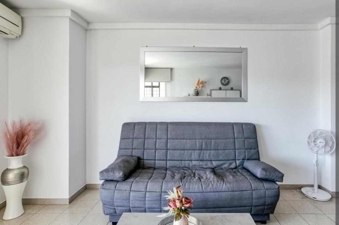 Apartamento Con Vistas A Mar Y Canal. إمبوريابرافا المظهر الخارجي الصورة