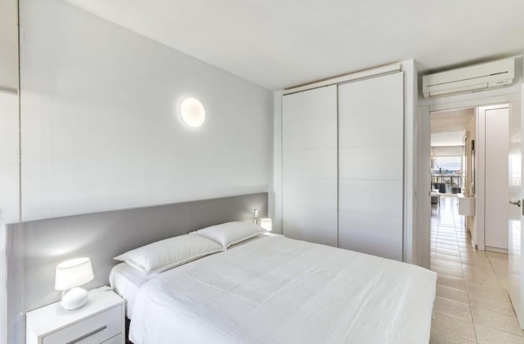 Apartamento Con Vistas A Mar Y Canal. إمبوريابرافا المظهر الخارجي الصورة